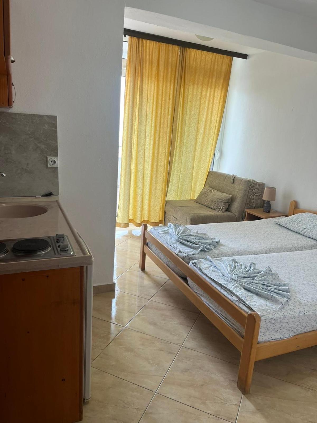 Sand And Sea Apartments Ulcinj Esterno foto
