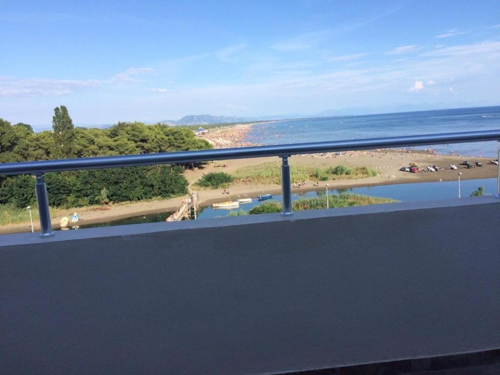 Sand And Sea Apartments Ulcinj Esterno foto