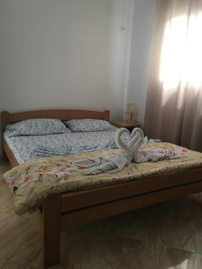 Sand And Sea Apartments Ulcinj Esterno foto